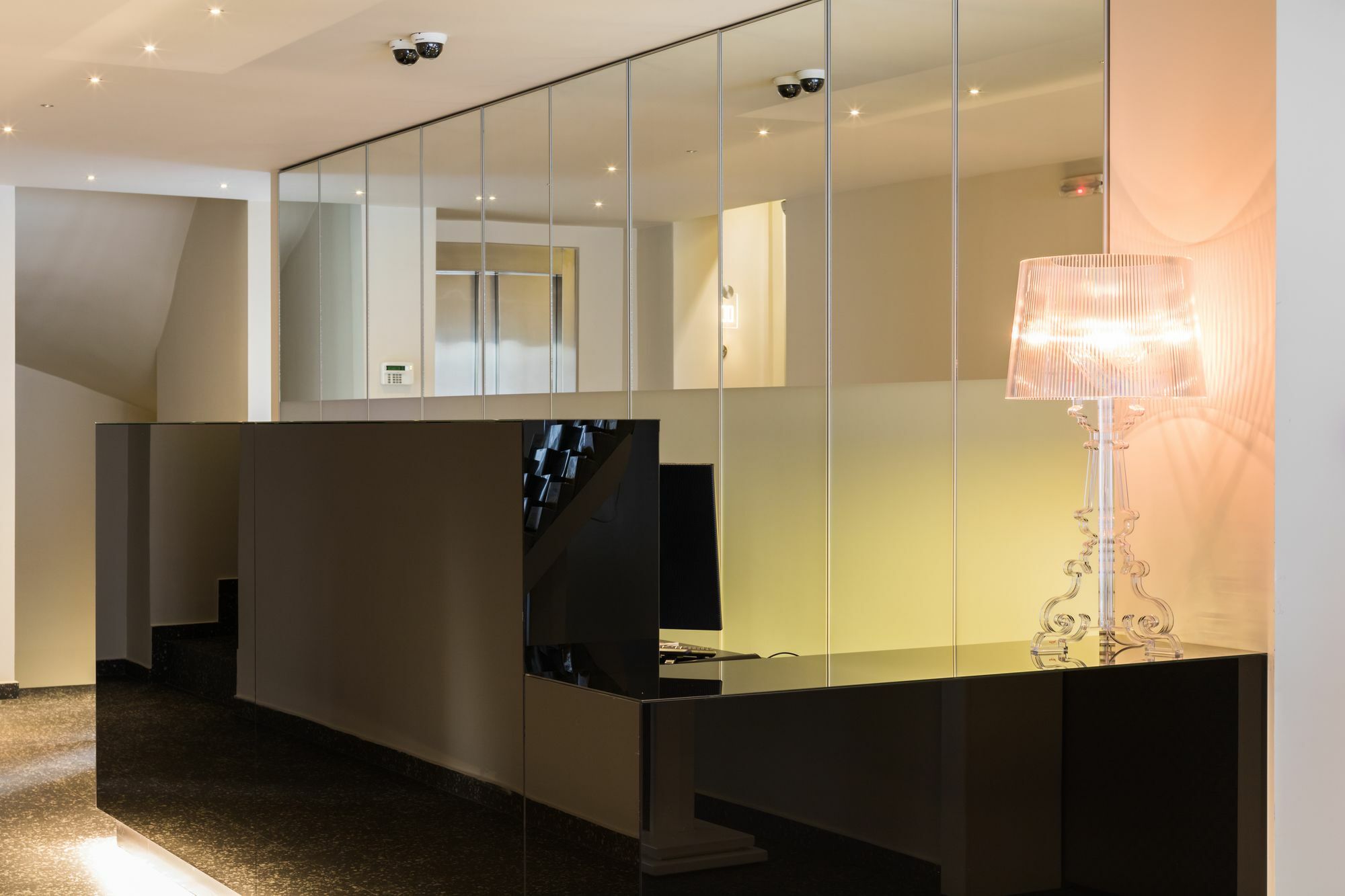Athens Mosaico Suites & Apartments Экстерьер фото