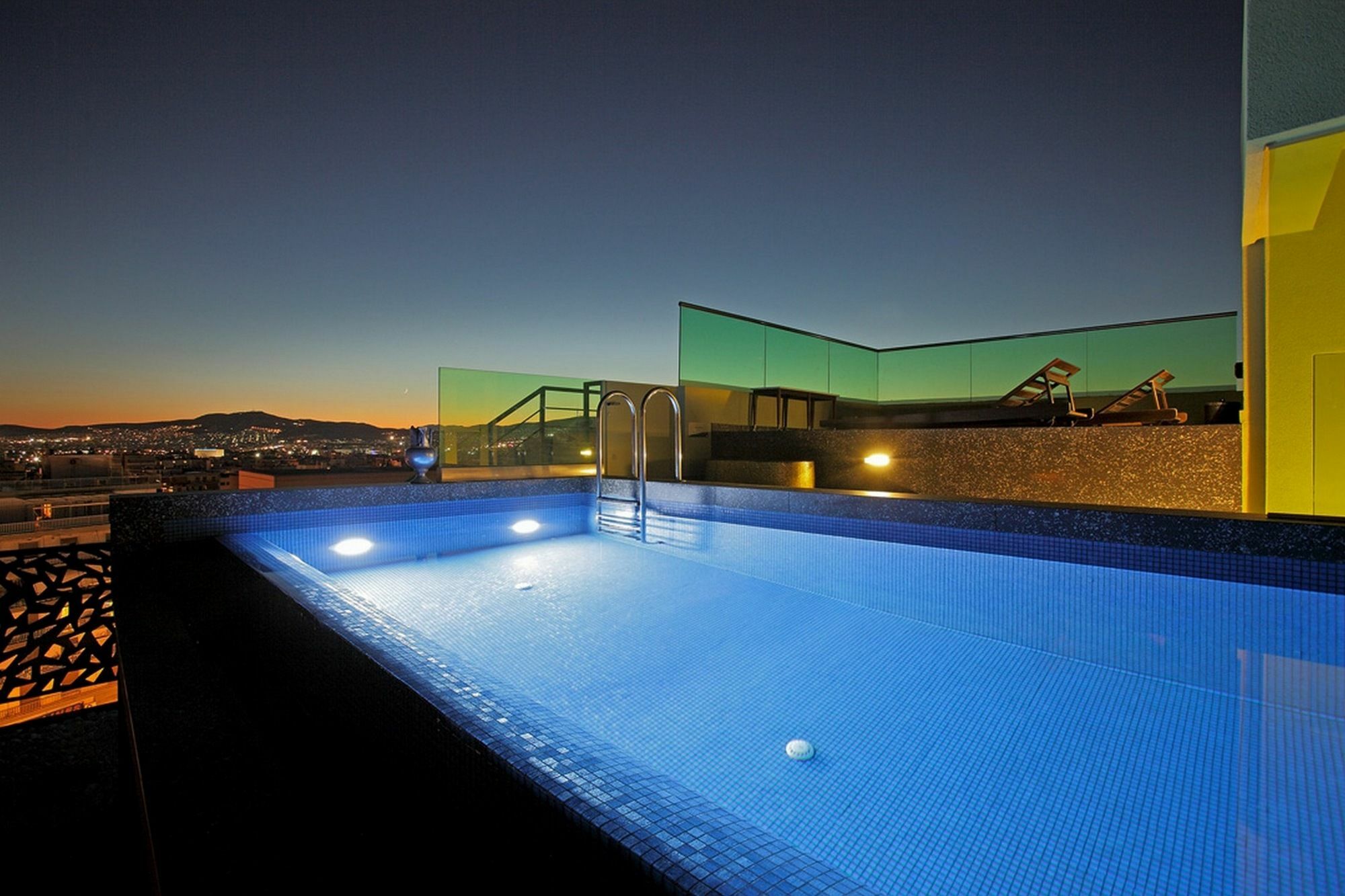 Athens Mosaico Suites & Apartments Экстерьер фото